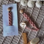 Ροζ μακραμέ κλιπ πιπίλας (16008)